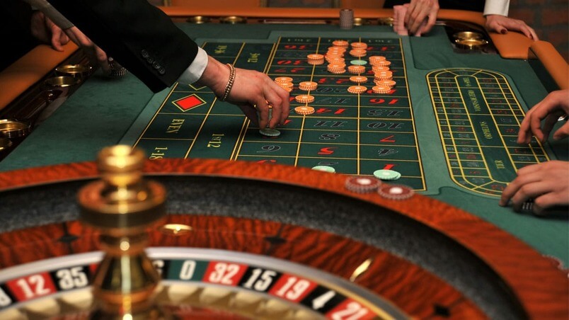 Roulette table